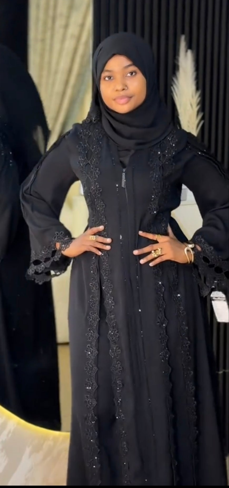 Abaya KADI