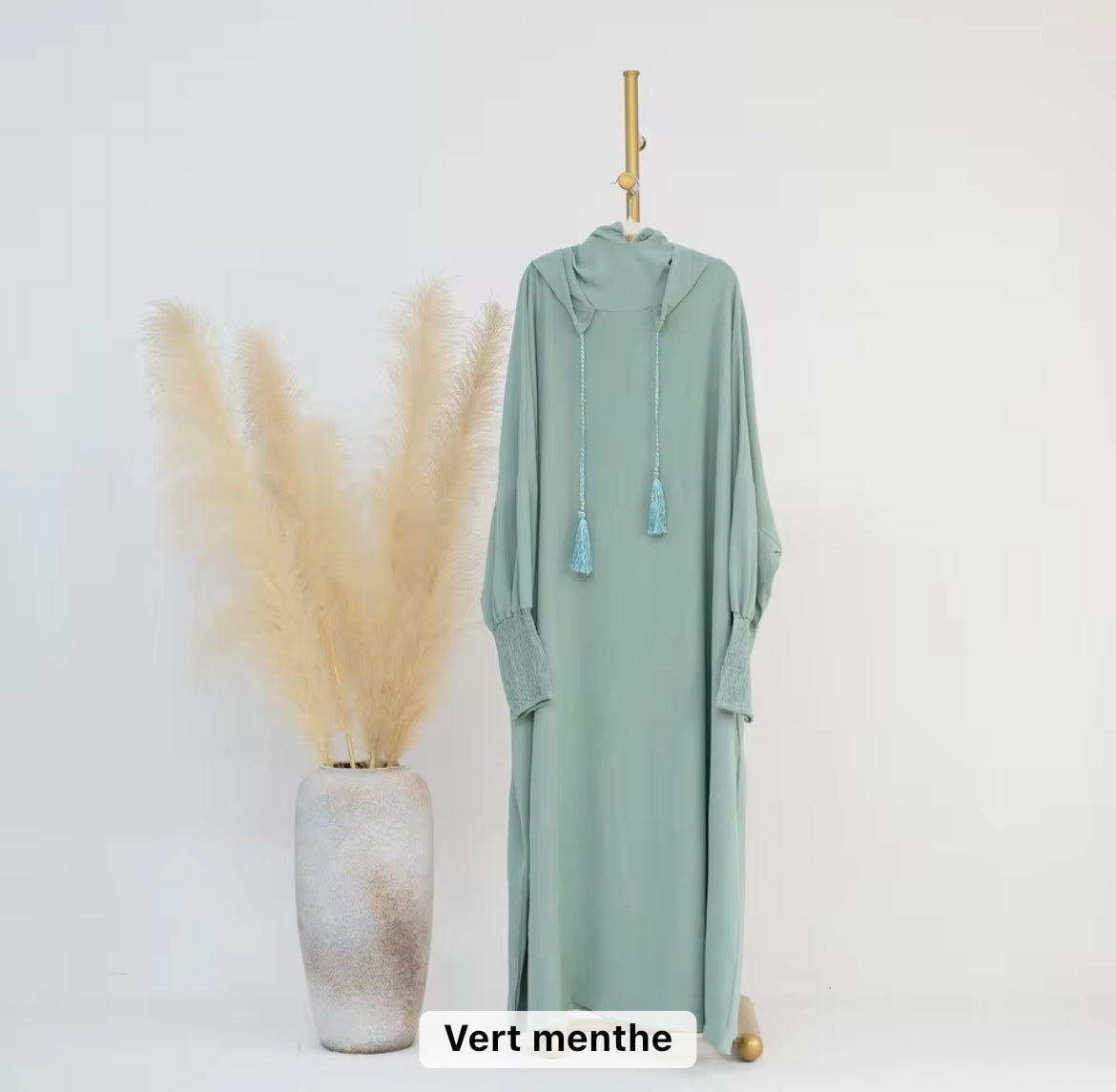 ✨ Robe de Prière Confortable avec Hijab Intégré ✨