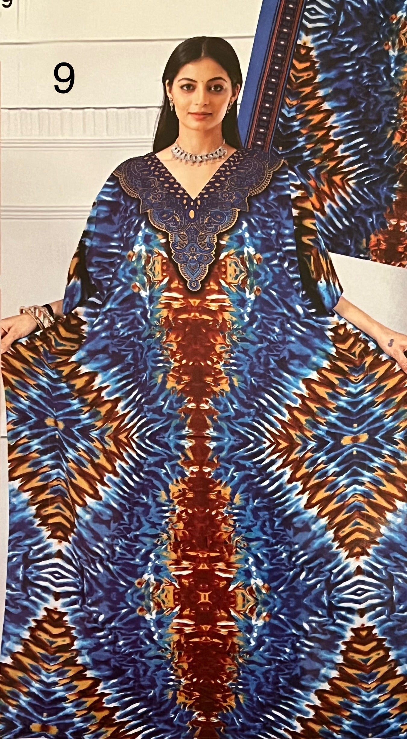 ROBE GÉO avec foulard assorti