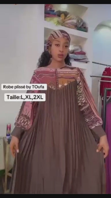 Robe Maxi Plissé Chic