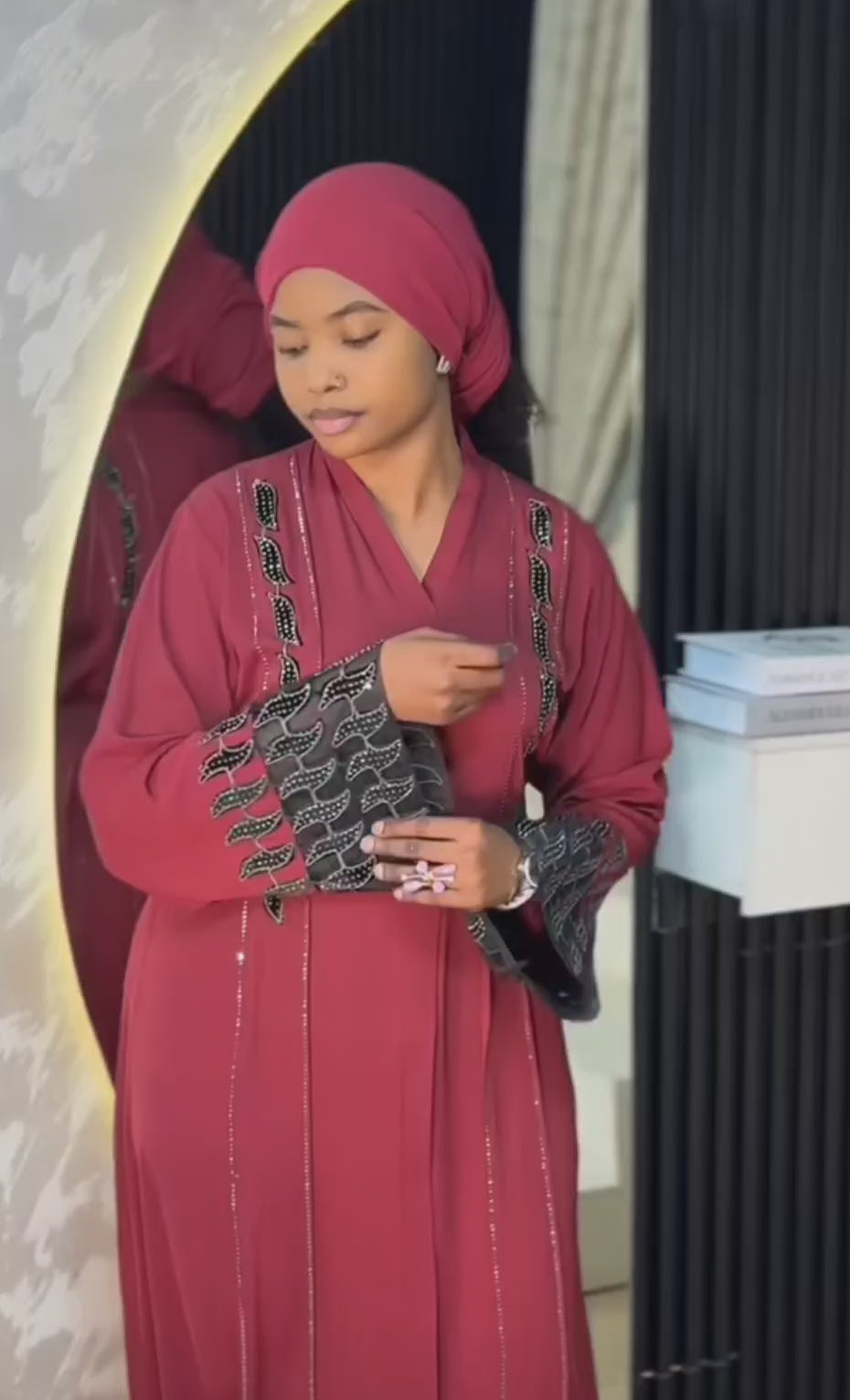 Abaya Élégance Ruby