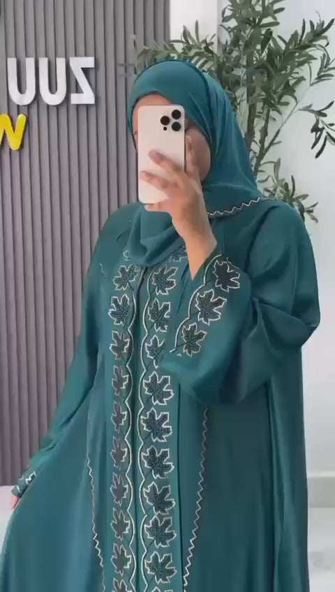 Abaya Leaves Dubaï