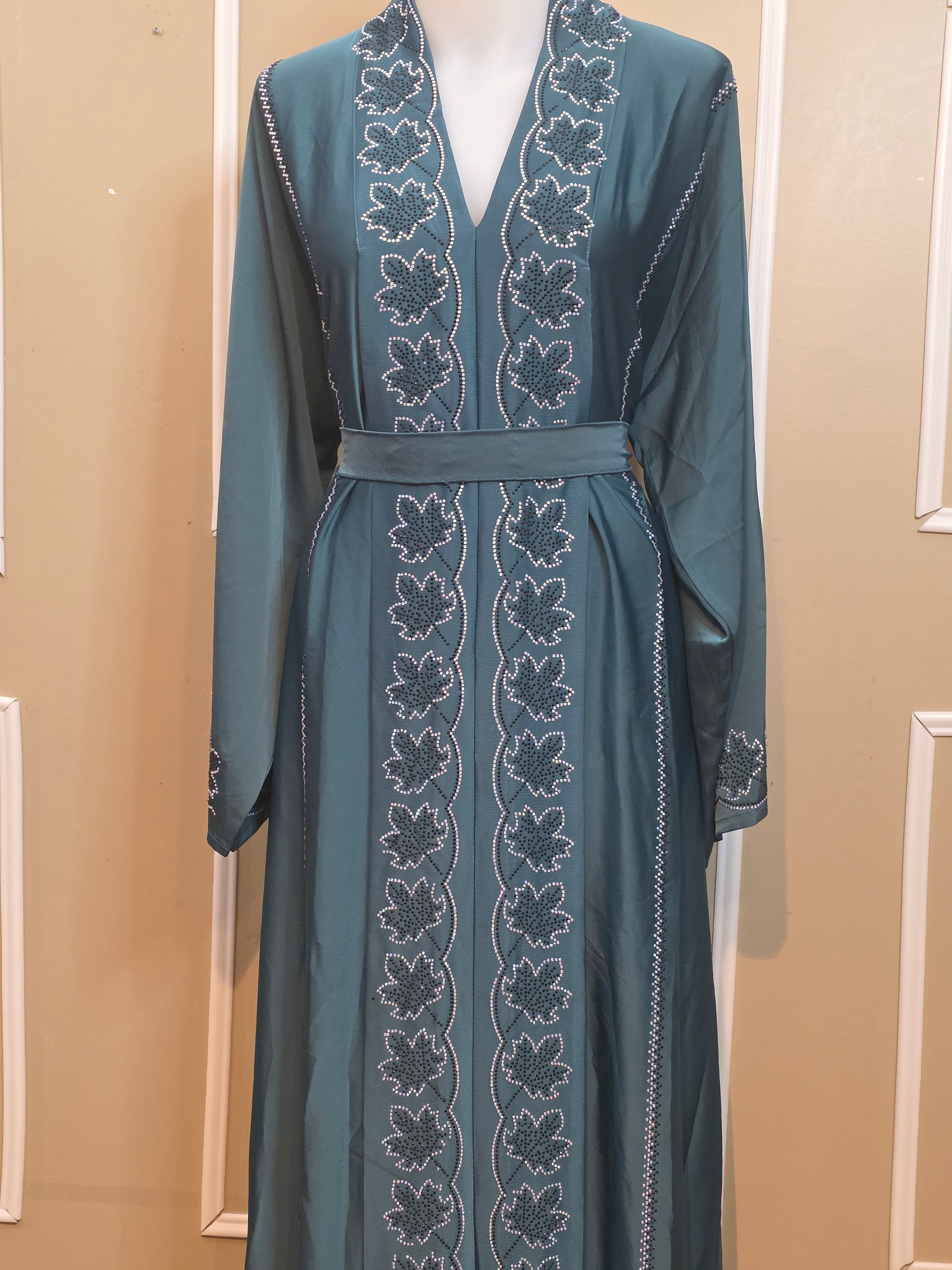 Abaya Leaves Dubaï