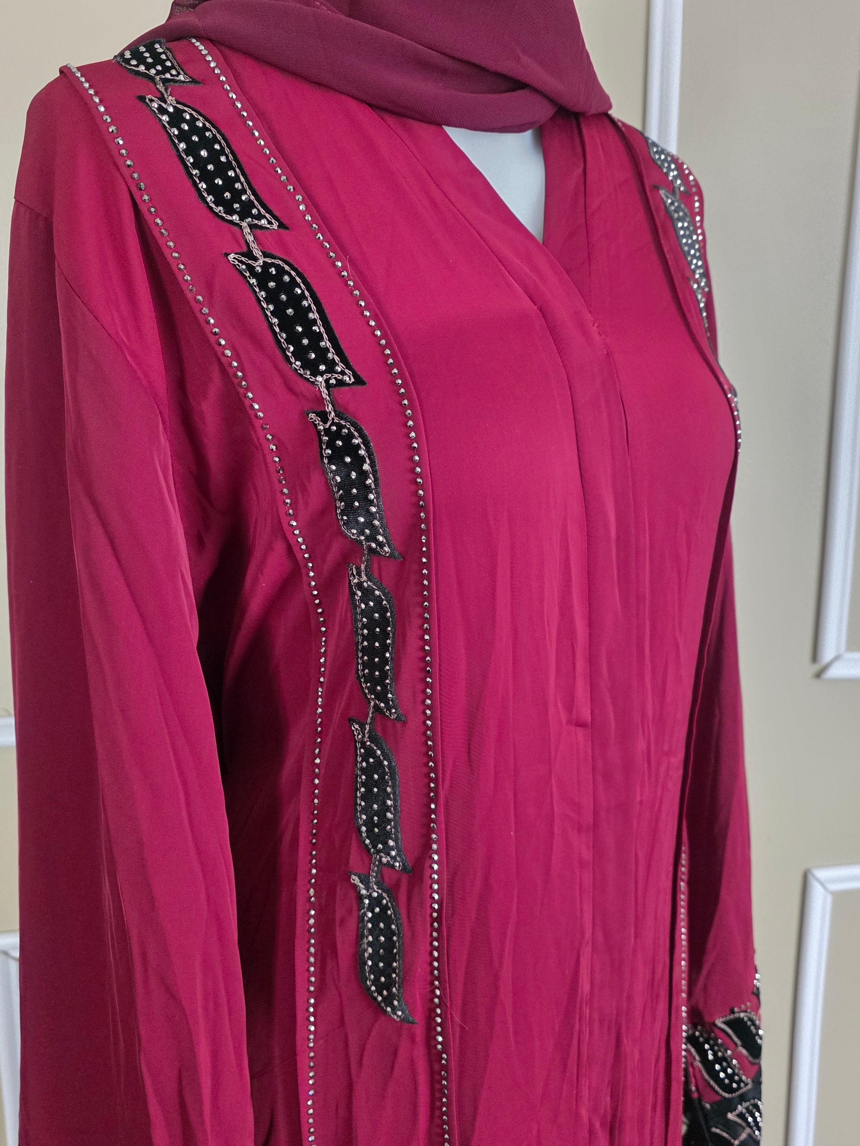 Abaya Élégance Ruby