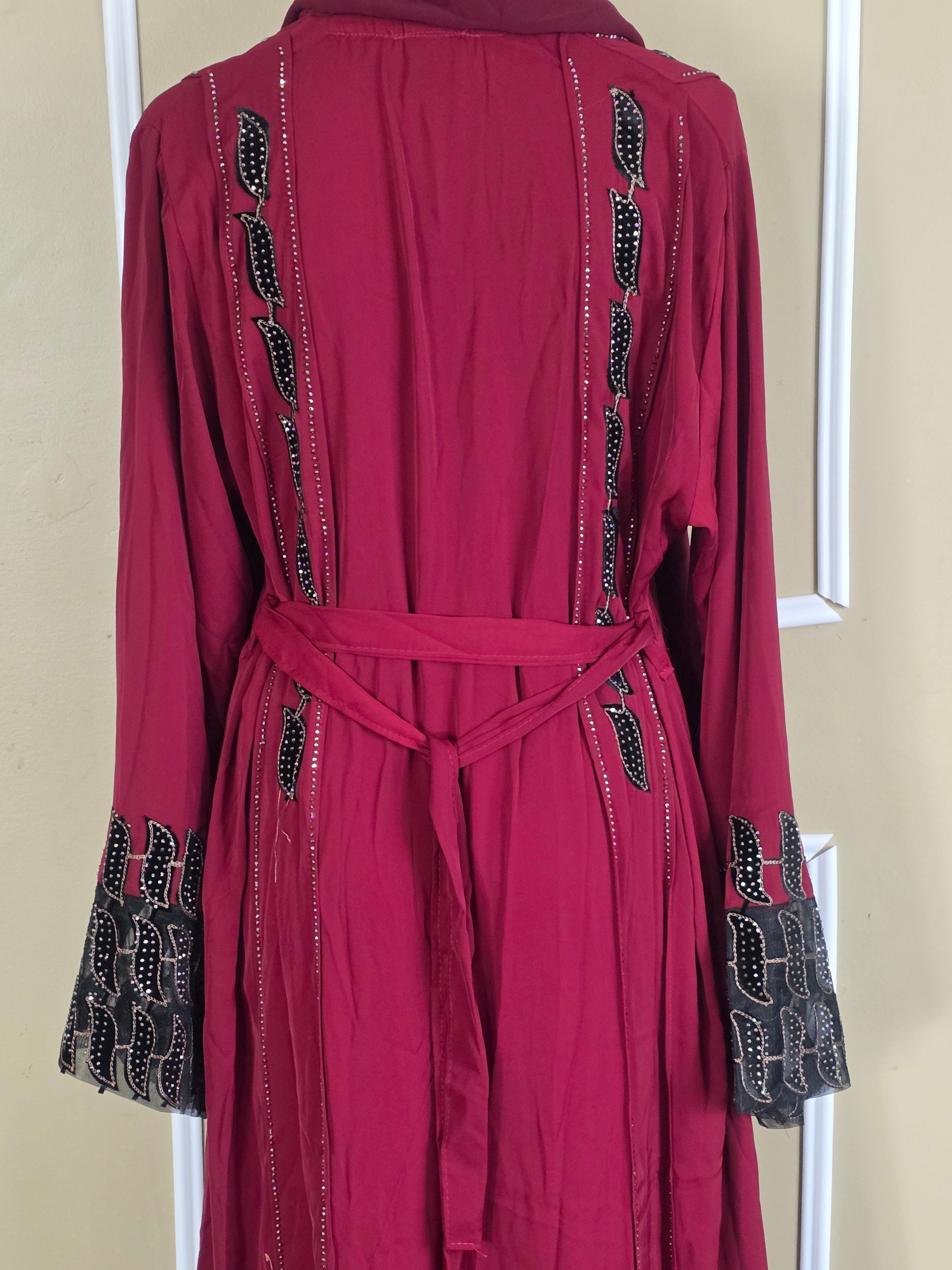 Abaya Élégance Ruby