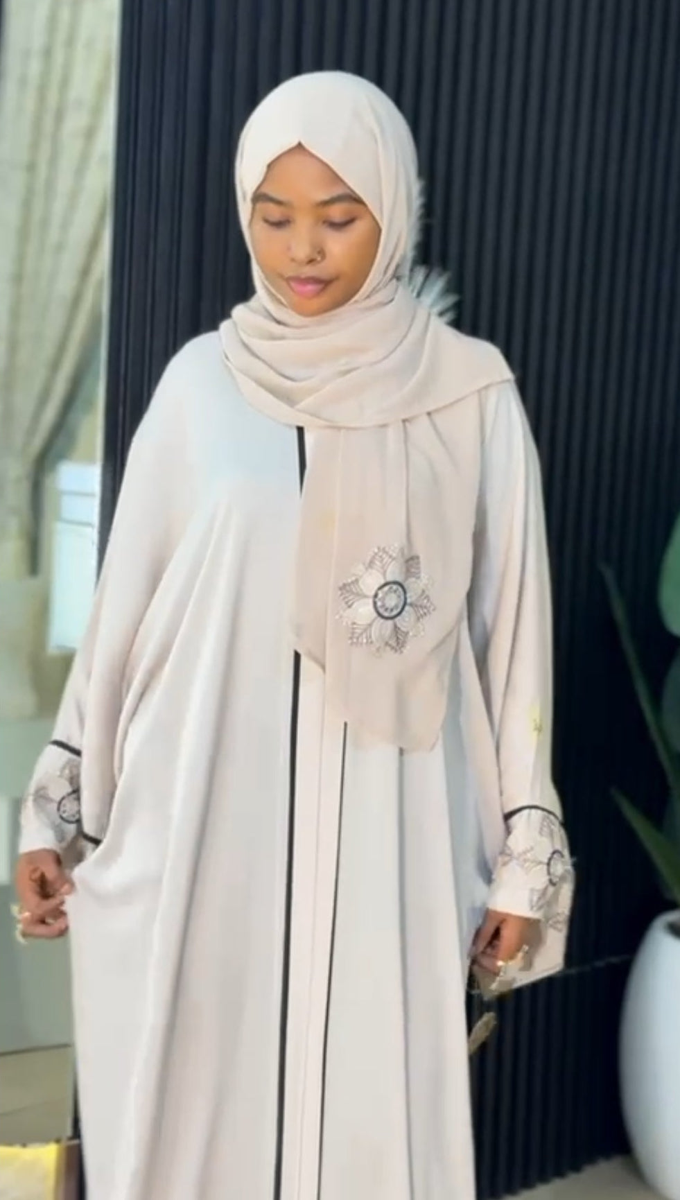 Abaya Royalty