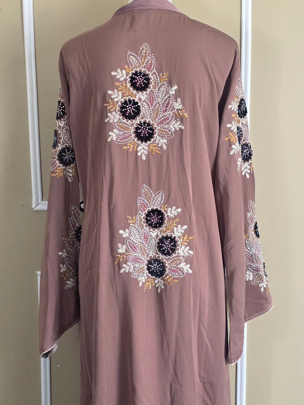 Abaya Flores rose